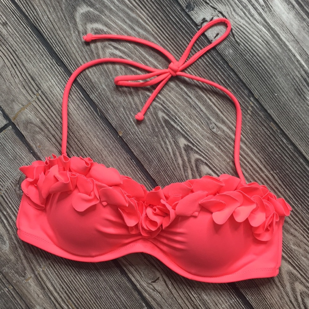 Victoria’s Secret Push-up Swim Top w/ Straps
